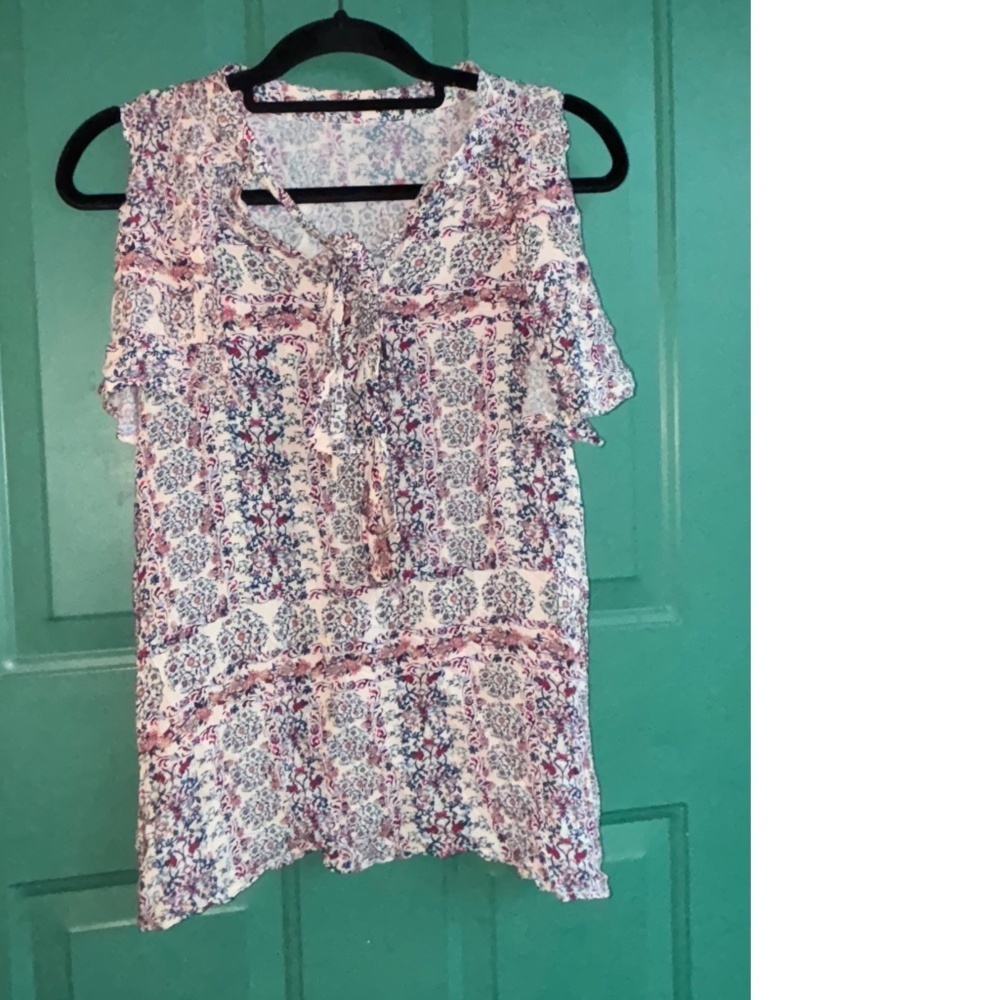 Hummingbird medium sleeveless floral top